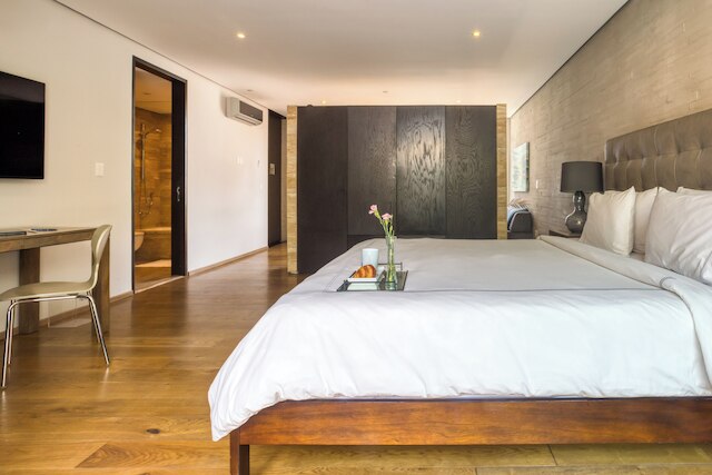 AR 218 ホテル バイ ULIV