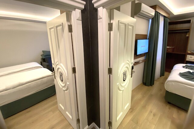 ホテル ブラック チューリップ