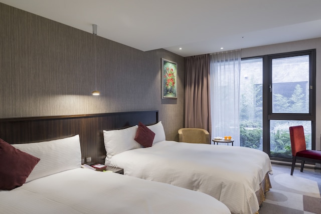 イン スカイ ホテル