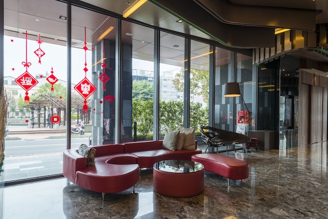 イン スカイ ホテル