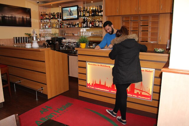 アルタン ホテル