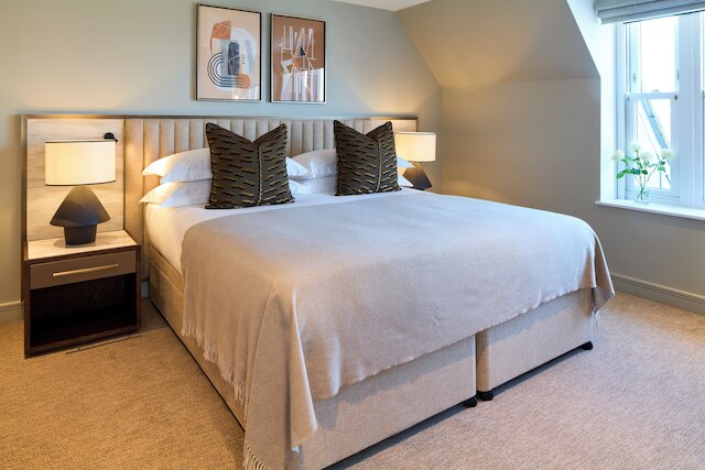 シュヴァル フェニックス ハウス アット スローン スクエア