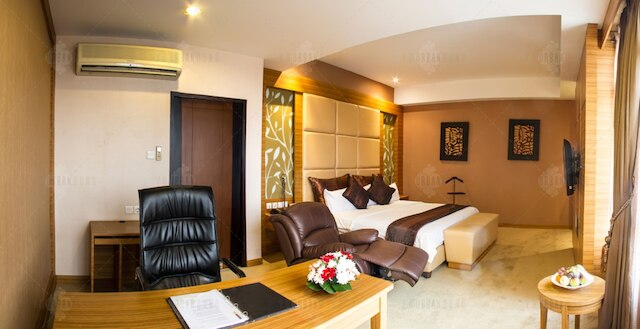 グランド パスンダン コンベンション ホテル