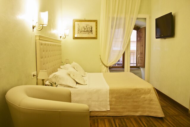 ロカンダナヴォ－ナ