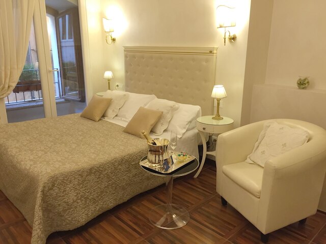 ロカンダナヴォ－ナ