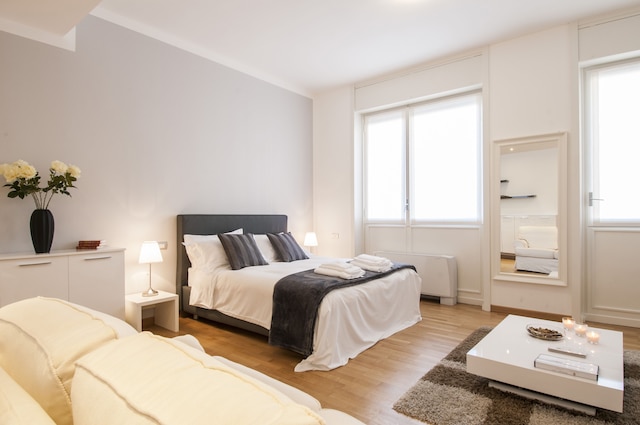 ミラノ ロイヤル スイーツ マジェンタ & ラグジュアリー アパートメンツ