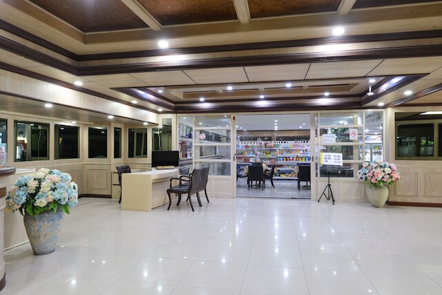 ナイス パレス ホテル