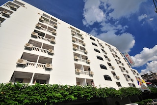 ナイス パレス ホテル