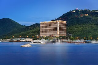グランド メトロパーク ベイ ホテル三亜 (三亚海湾维景国际大酒店)
