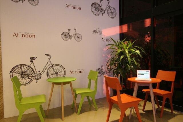 ホテル アット ヌーン