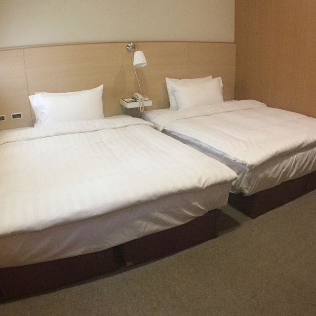 ロイヤル ホテル