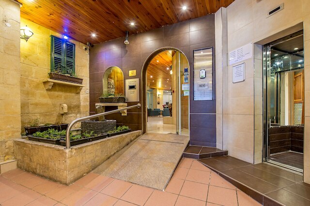 アルボラーダ アパートホテル