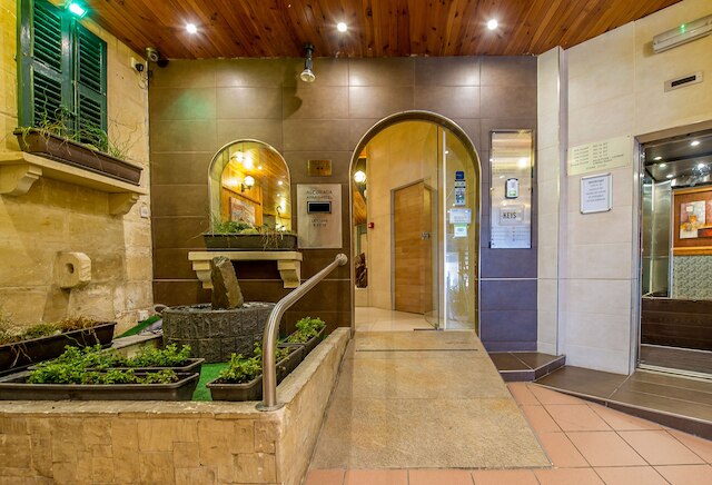 アルボラーダ アパートホテル