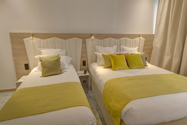 ベストウェスタン プラス ホテル コメディ サン ロック