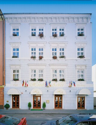 ホテル アルベス