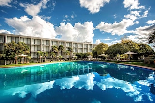 アヴァニ マセル ホテル