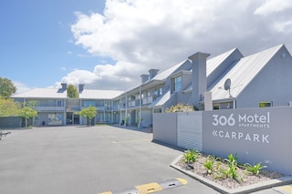 306 モーテル アパートメンツ