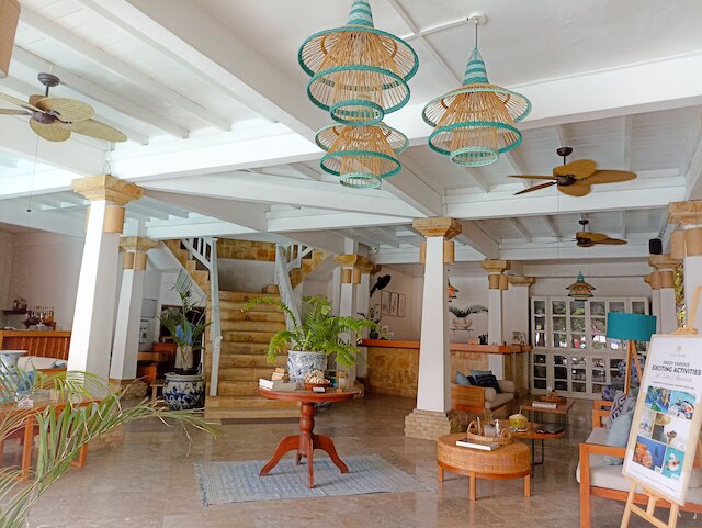 ヴィラ アルマリク