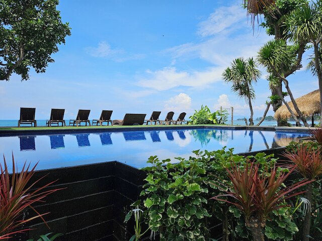 サンセットハウス ロンボク