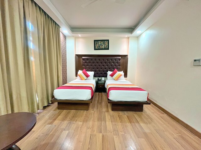 ザ・グランド・オリオン - カイラシュ・コロニー