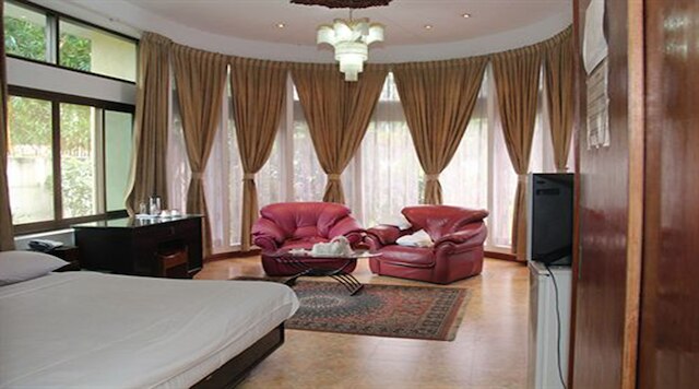 ホテル ウィンザー