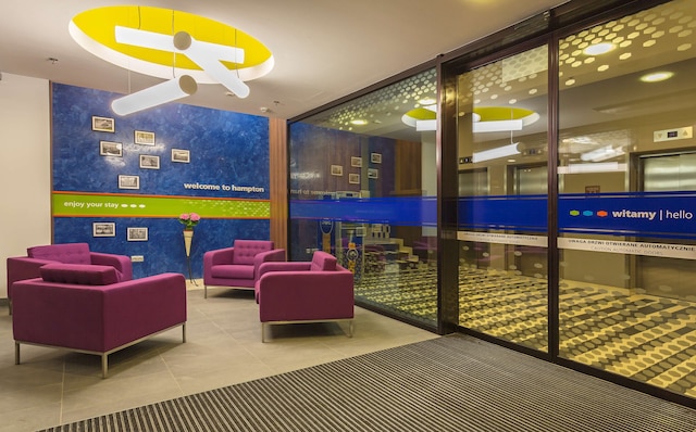 ハンプトン バイ ヒルトン ワルシャワ シティ センター