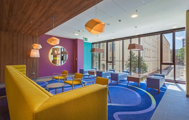 ハンプトン バイ ヒルトン ワルシャワ シティ センター