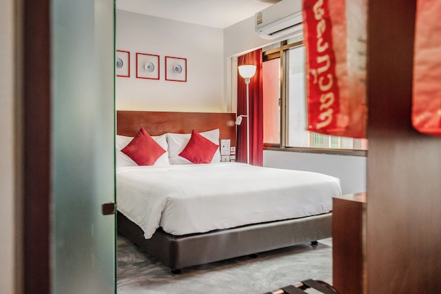 ルアムチット プラザ ホテル