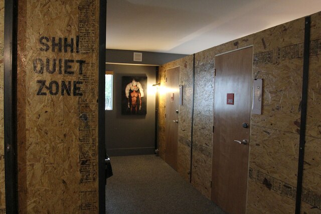 ゲーザリングのクレート - Men Only - ホステル