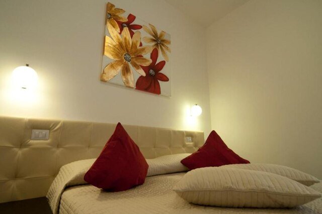 アラ パチス イン