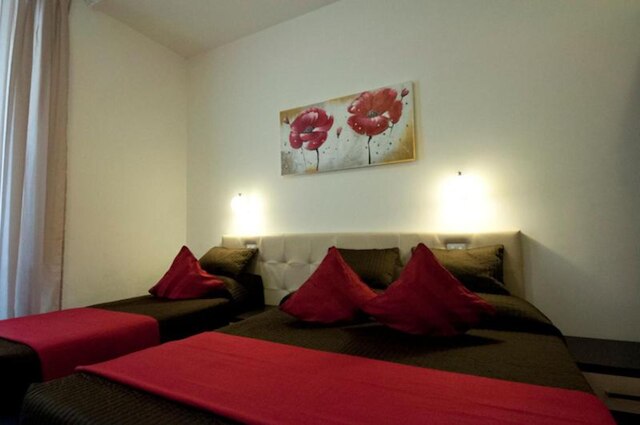 アラ パチス イン