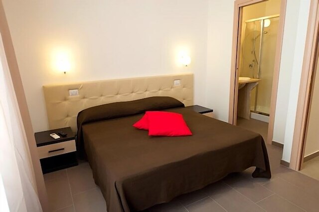 アラ パチス イン