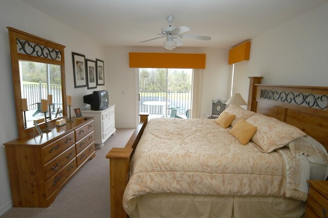 フロリダ ヴィラズ アンド エリート ホームズ