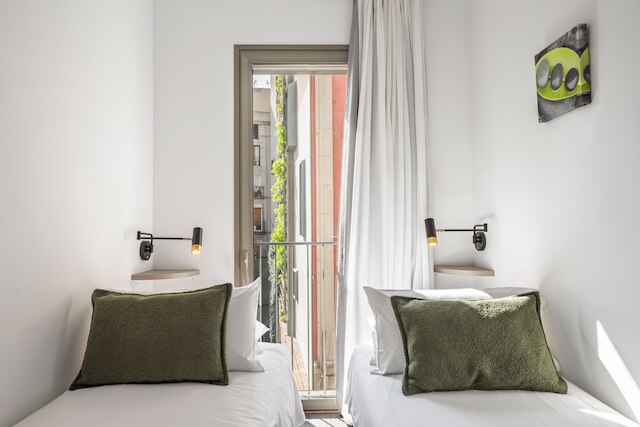 アスパシオス カテドラル アパートメンツ