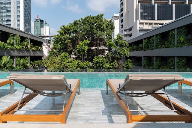 アド・リブ・ホテル・バンコク