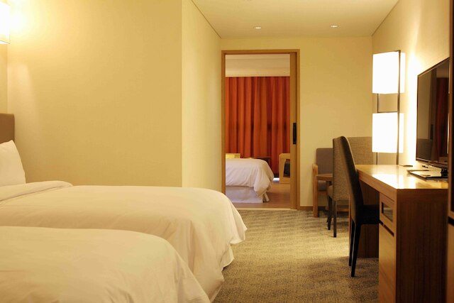 ホテル バーイヴ