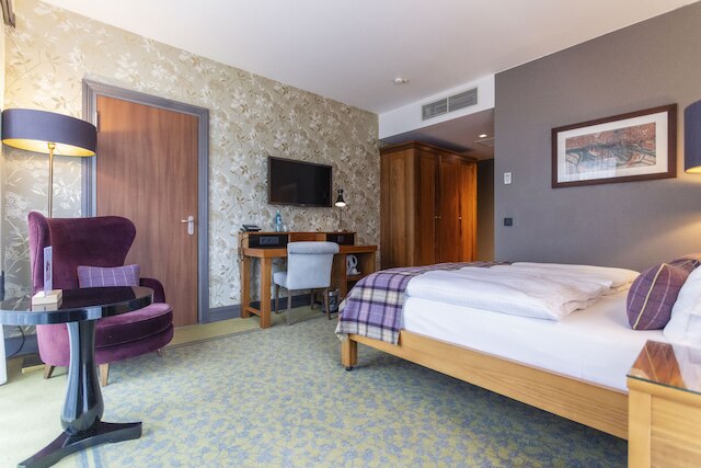 アスプリア ハンブルク ウーレンホルスト – スポーツ & スパ