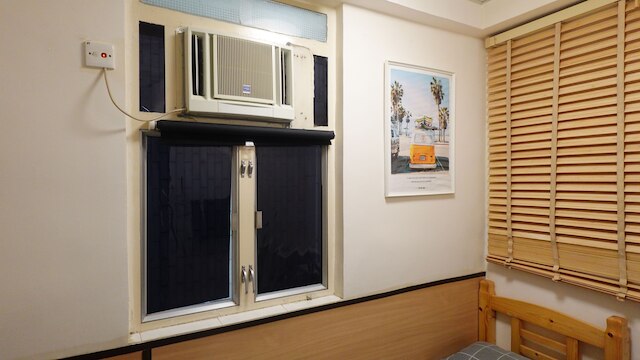 アロハズ ホステル