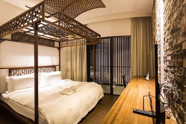 ザ ツリー ハウス (樹屋旅店)