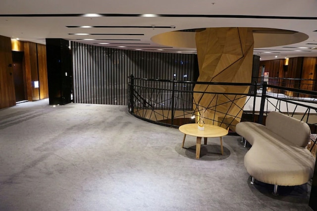 ザ ツリー ハウス (樹屋旅店)