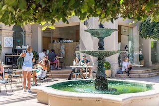 オークス メルボルン サウス ヤラ スイーツ