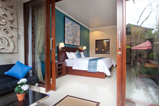 ルンブング サリ ホテル