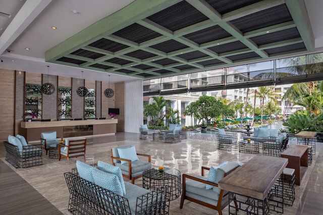 サヌール リゾート ワトゥジンバル