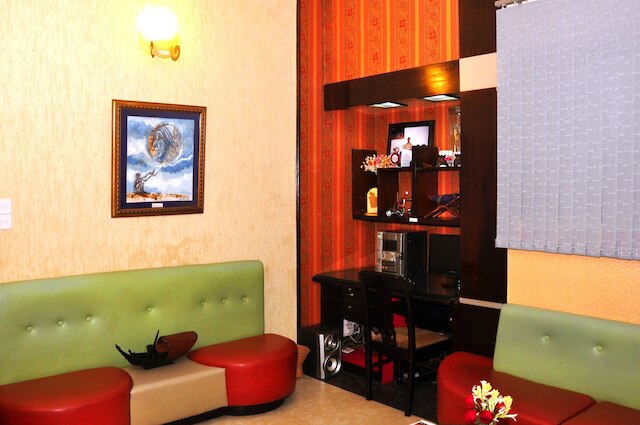 ホテル ローズ ガーデン