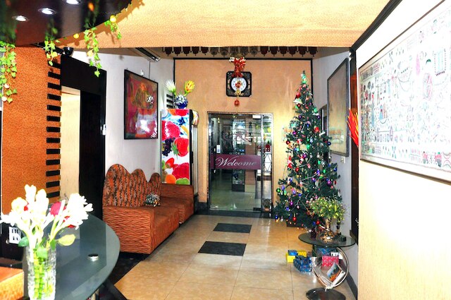 ホテル ローズ ガーデン