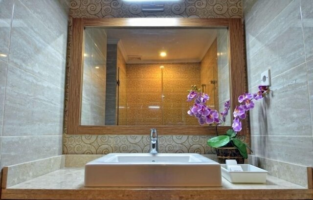 タマン ロッサニ ホテル