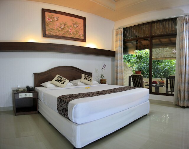 ザ タマン アユ