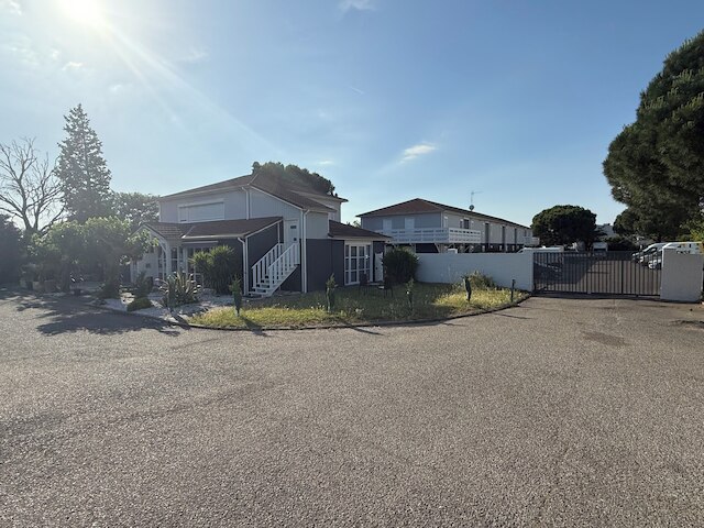 ファストオテル アヴィニョン ノール