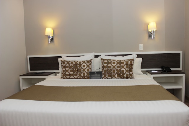 ホテル プラザ レヴォリュシオン