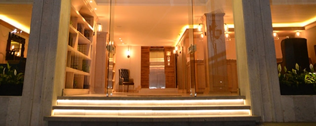 ホテル プラザ レヴォリュシオン